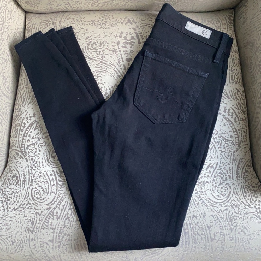 AG Jeans Black “The Farrah Skinny” Size 25R